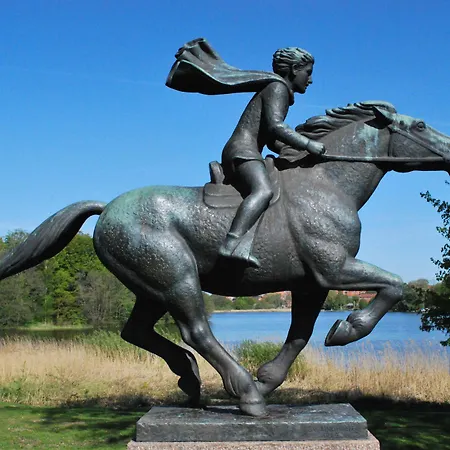 斯堪德伯豪斯酒店 斯坎讷堡