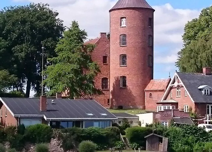 Skanderborghus Hotel 3*